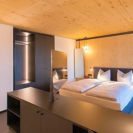 Nuna - Nachhaltig Schlafen Hotel *